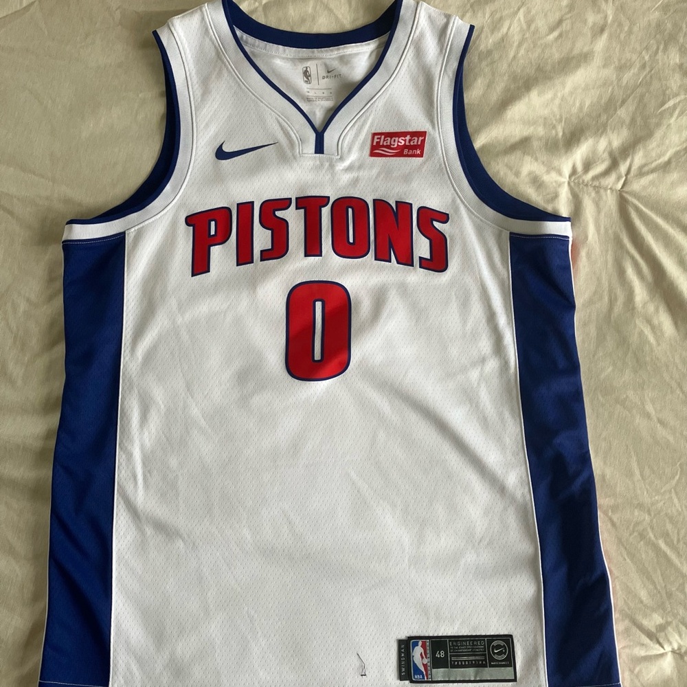 Detroit Pistons #0 Andre Drummond Nike Swingman Jersey White Size: Large
